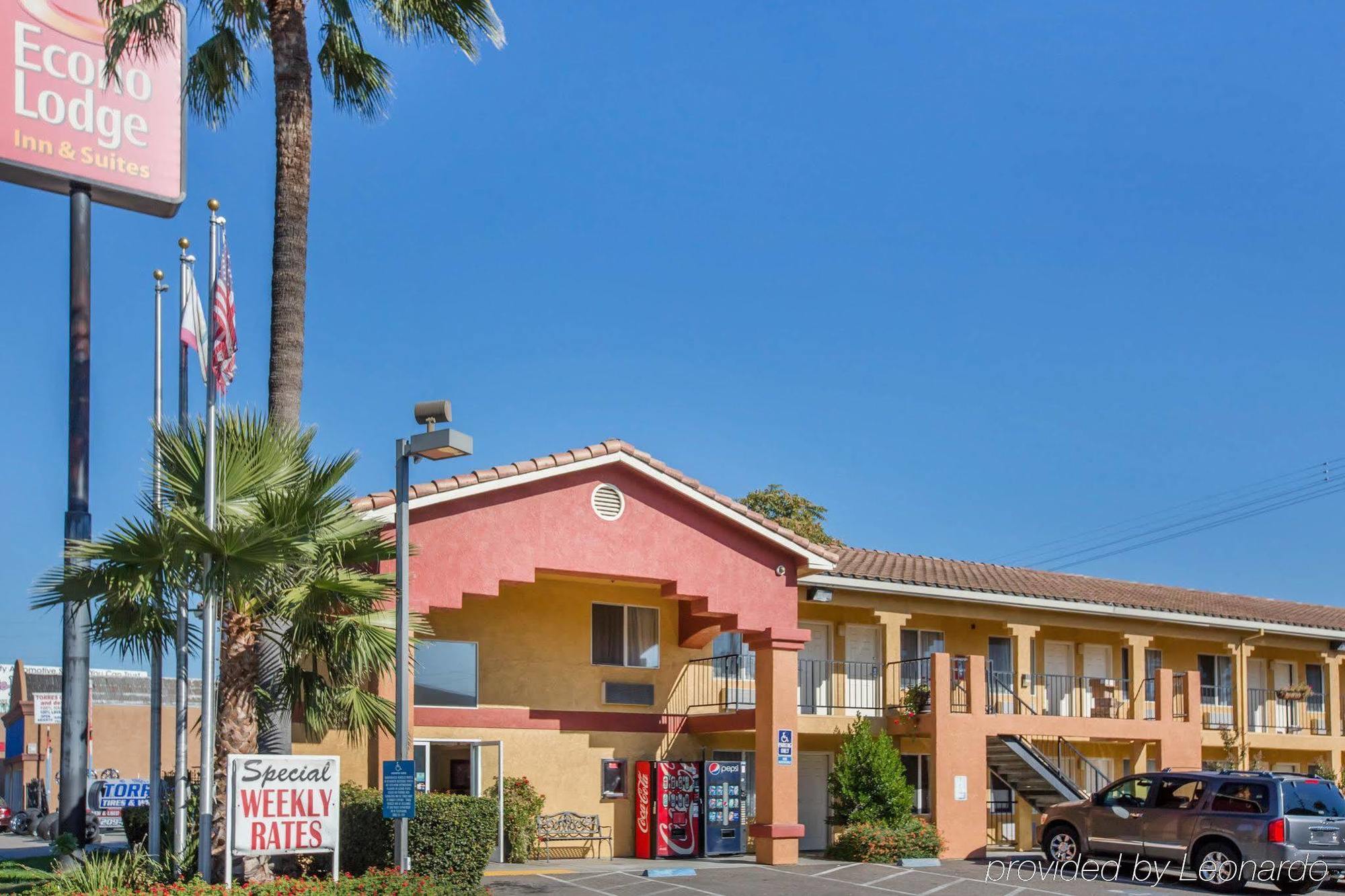 Econo Lodge Inn & Suites Lodi - Wine Country Area Exterior photo